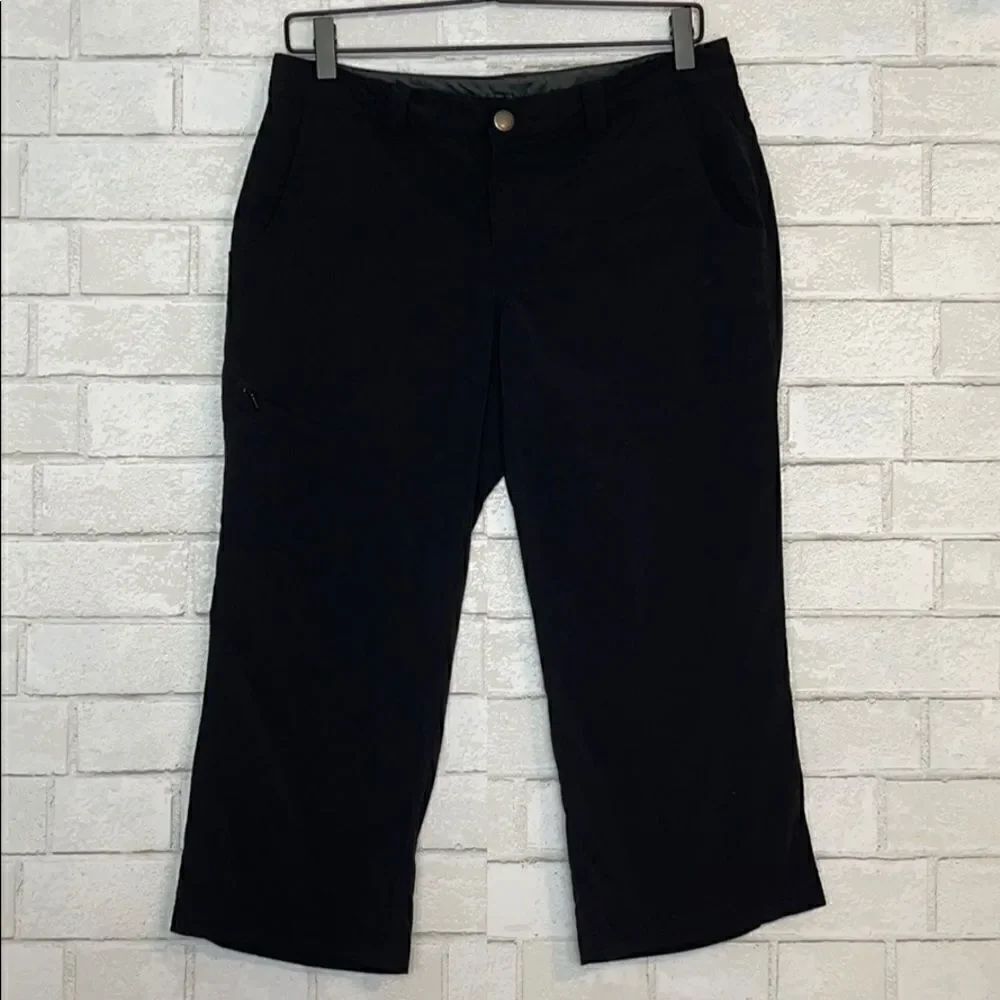 Eddie Bauer Black Nylon Hiking Capris 4